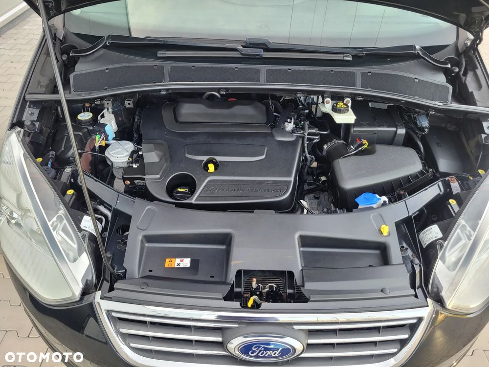 Ford Galaxy 2.0 TDCi DPF Business Edition - 35