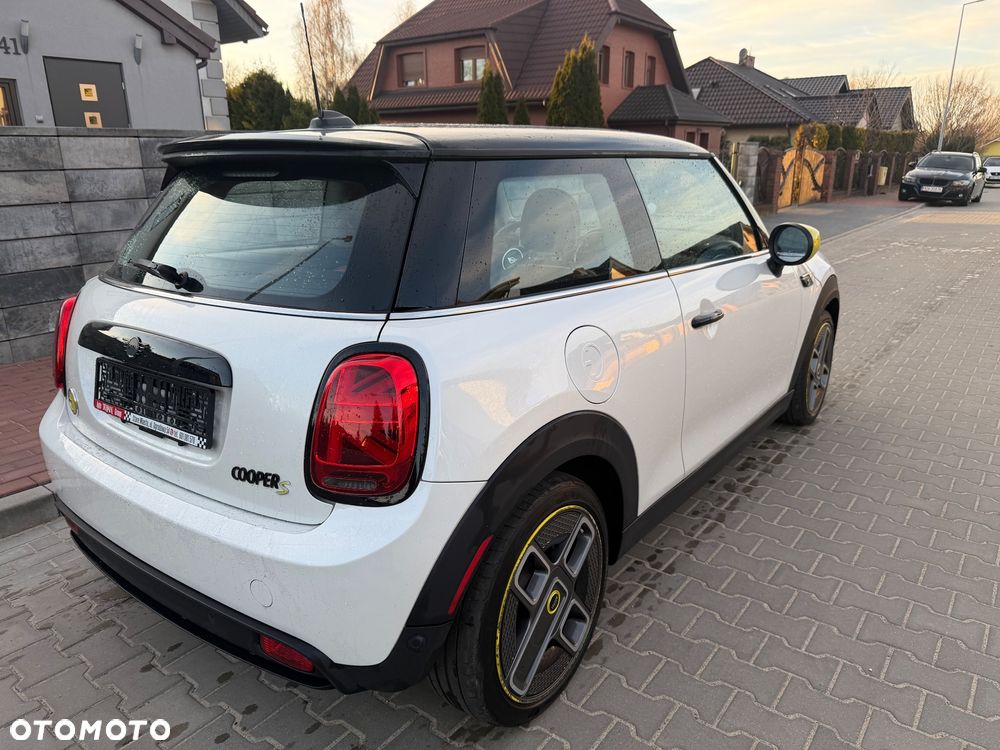 MINI Cooper SE Essential Trim - 5