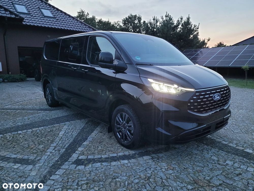 Ford Tourneo Custom L1H1 VA Autm Titanium - 32