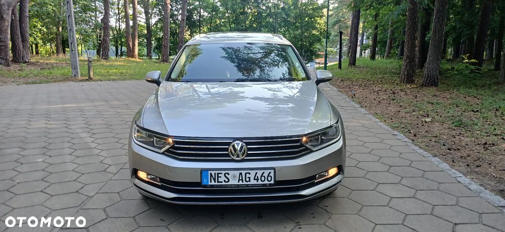 Volkswagen Passat 2.0 TDI SCR DSG 4Motion Business - 21