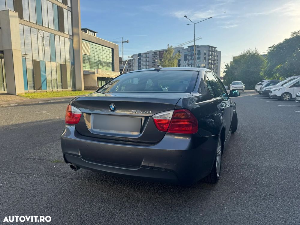 BMW Seria 3 320d - 5