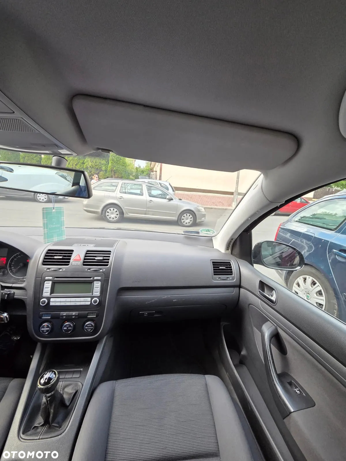 Volkswagen Golf - 14