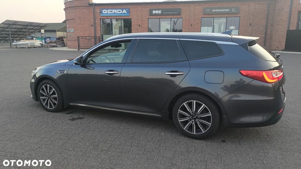 Kia Optima 1.6 CRDI SCR L DCT - 24