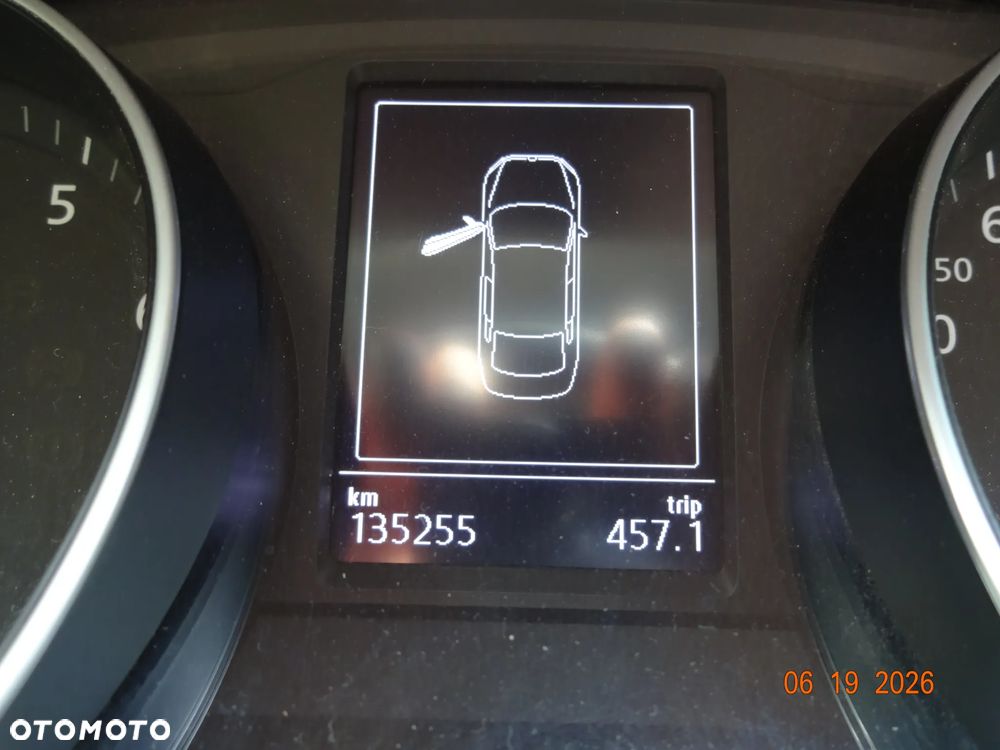 Volkswagen Passat 1.4 TSI BMT Trendline - 25