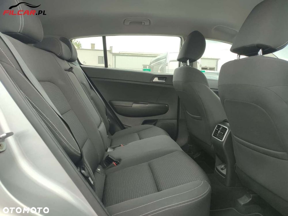 Kia Sportage - 16