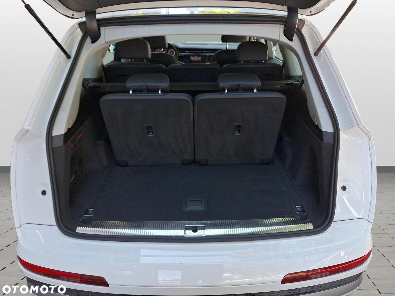 Audi Q7 - 15