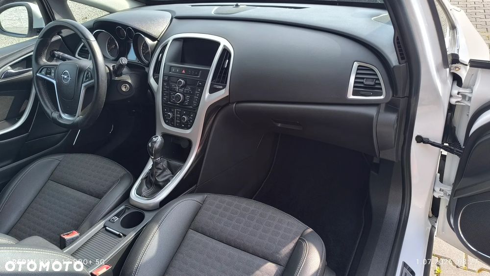 Opel Astra 1.6 Turbo Innovation - 31