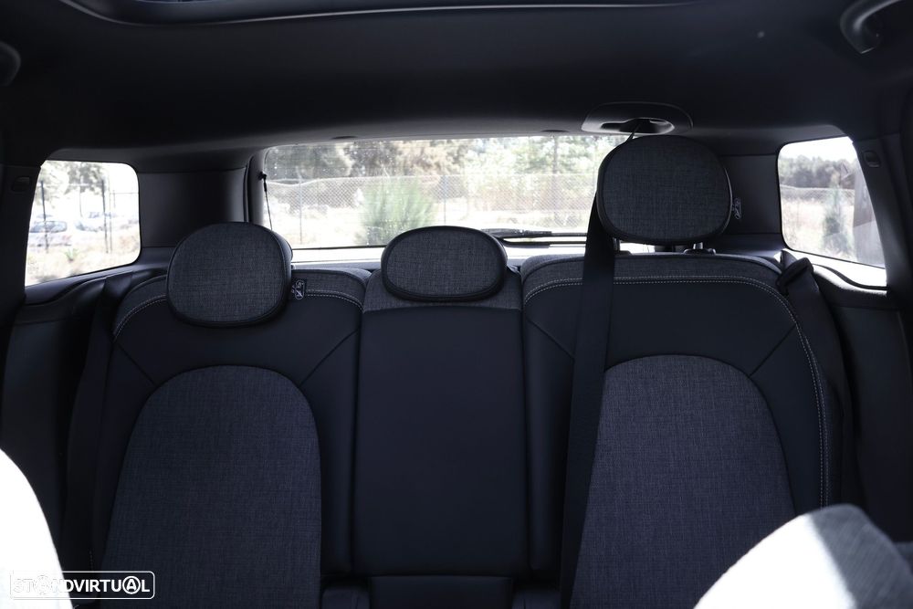 MINI Countryman Cooper SE ALL4 Auto - 21