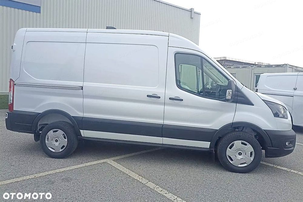 Ford Transit 350 L2H2 Trend 2.0 130KM - 4