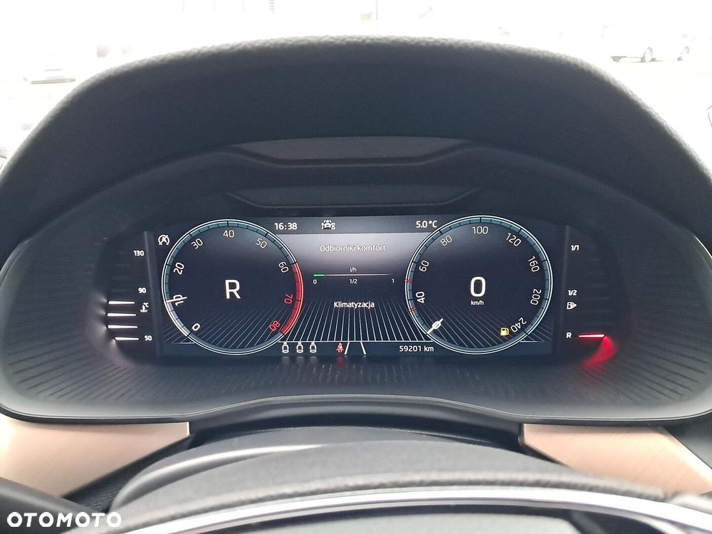 Skoda Kamiq 1.0 TSI Style DSG - 25