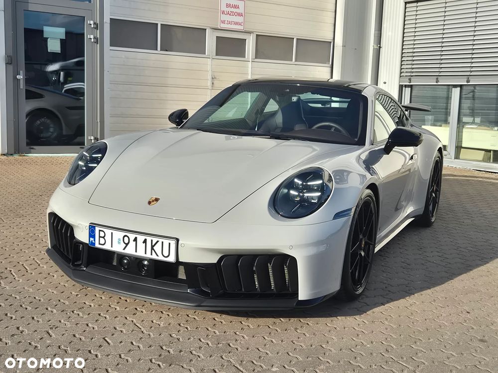 Porsche 911 - 9