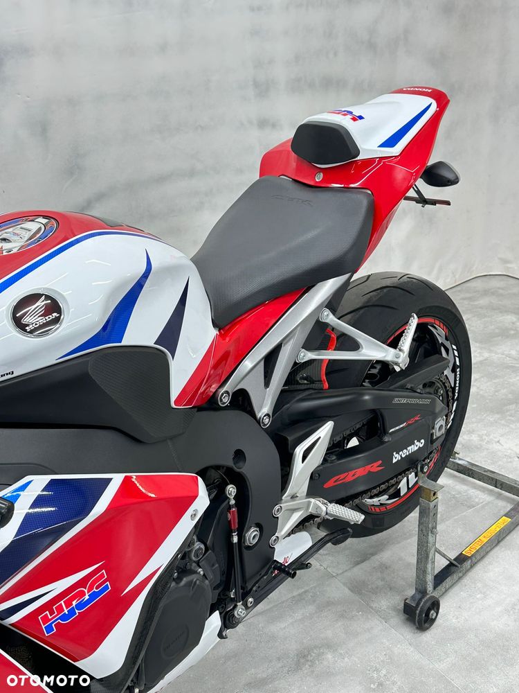 Honda CBR - 19