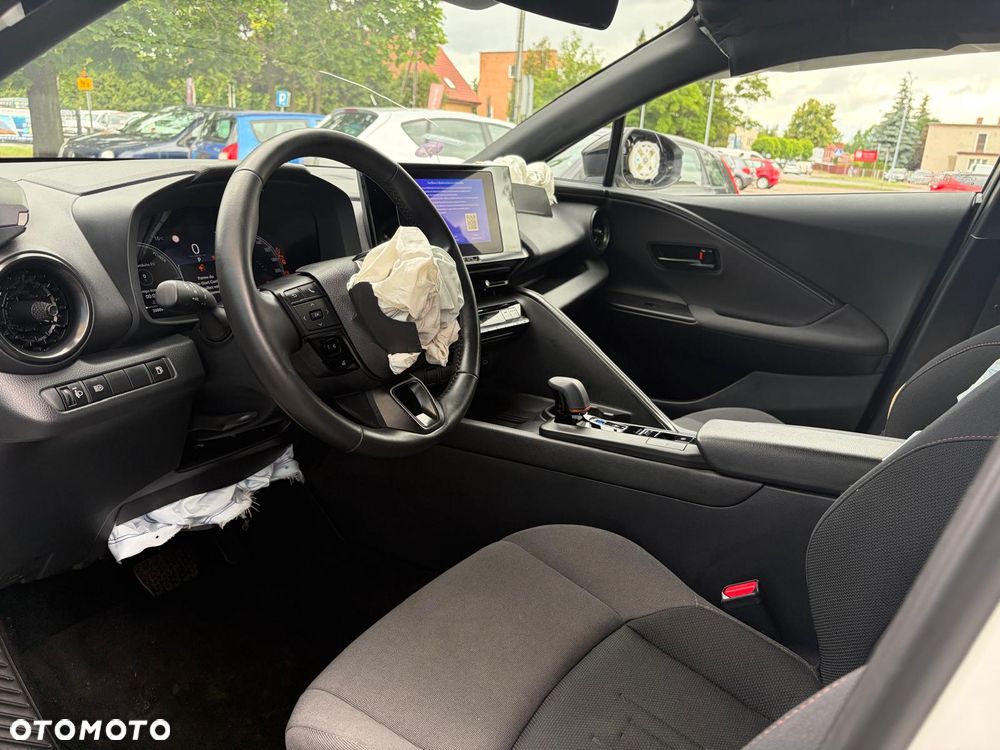 Toyota C-HR - 16