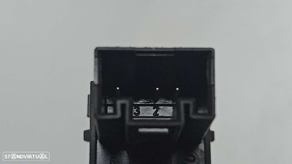 COMANDO DO ELEVADOR FRENTE DIREITO VOLKSWAGEN GOLF VI (5K1) ADVANCE BLUEMOTION - 5