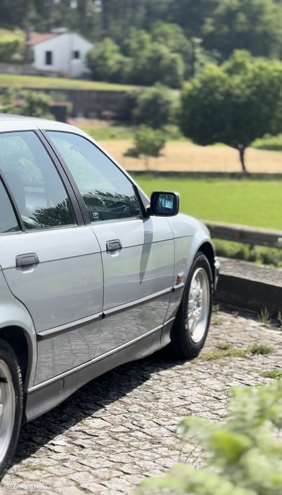 BMW 318 iS - 14