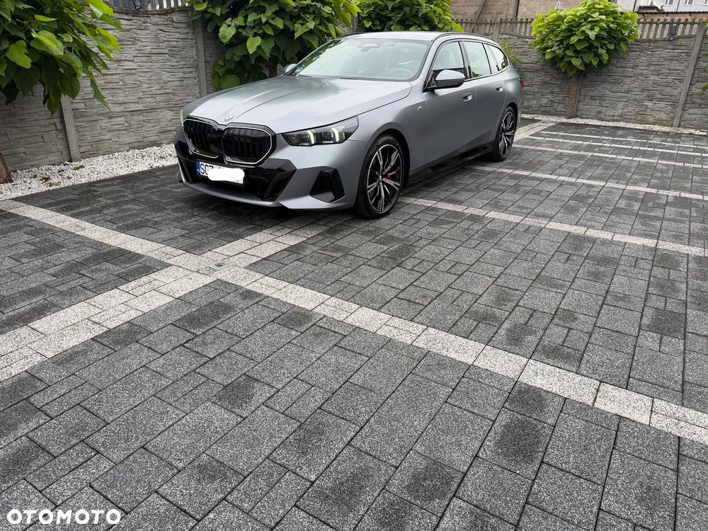 BMW Seria 5 540d xDrive mHEV M Sport - 1