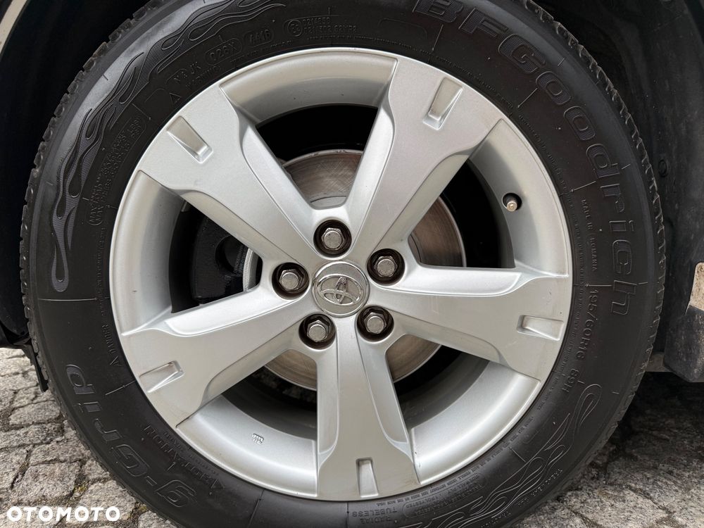 Toyota Urban Cruiser 1.33 4x2 Town - 30