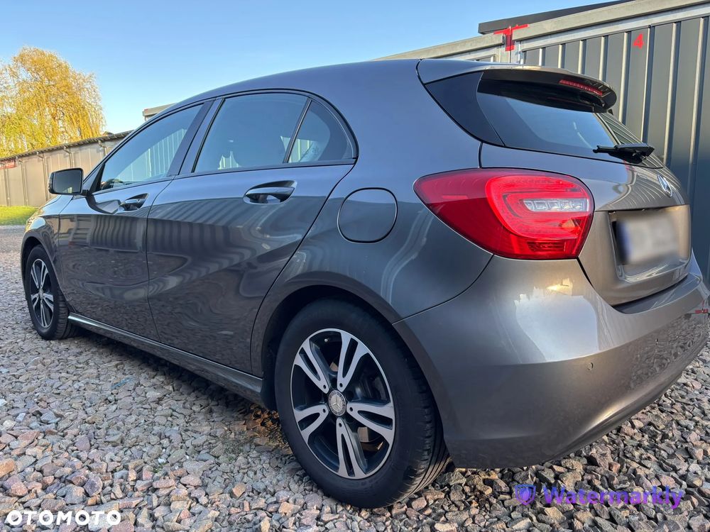 Mercedes-Benz Klasa A 180 (BlueEFFICIENCY) - 3