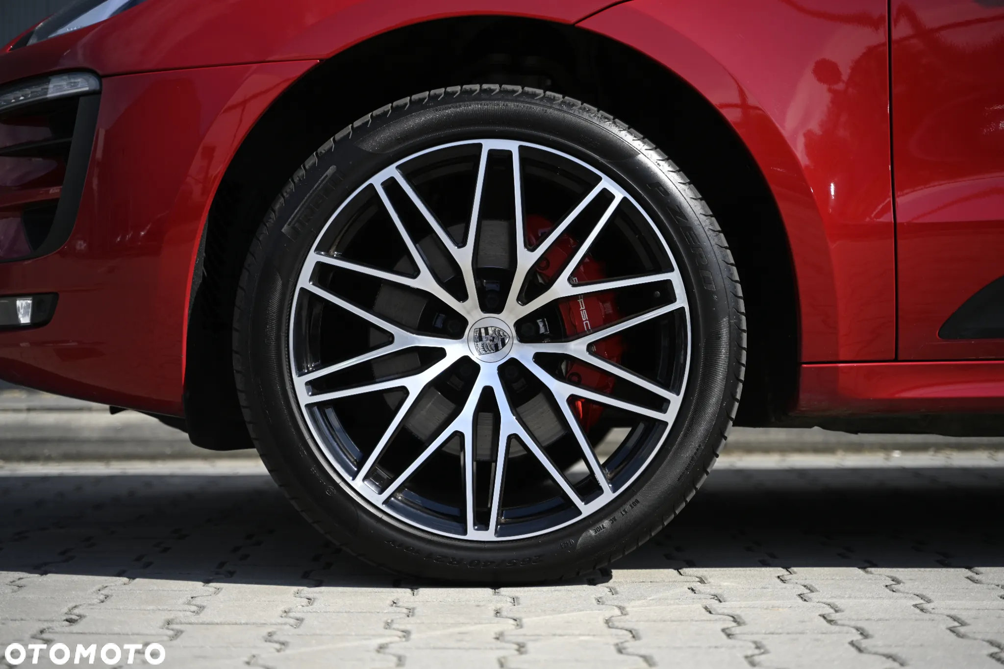 Porsche Macan GTS - 12