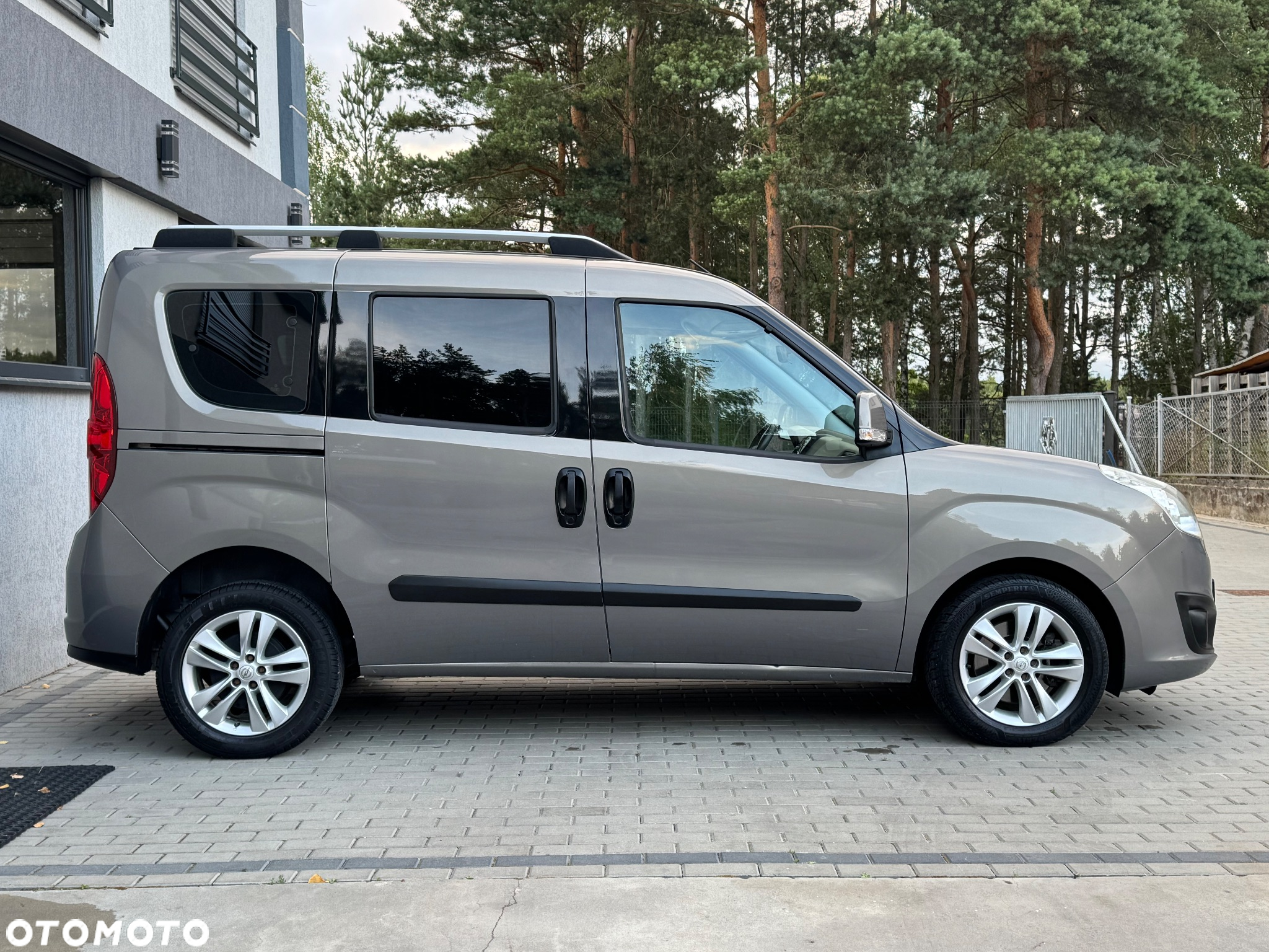 Opel Combo Tour 1.6 CDTI Cosmo - 13