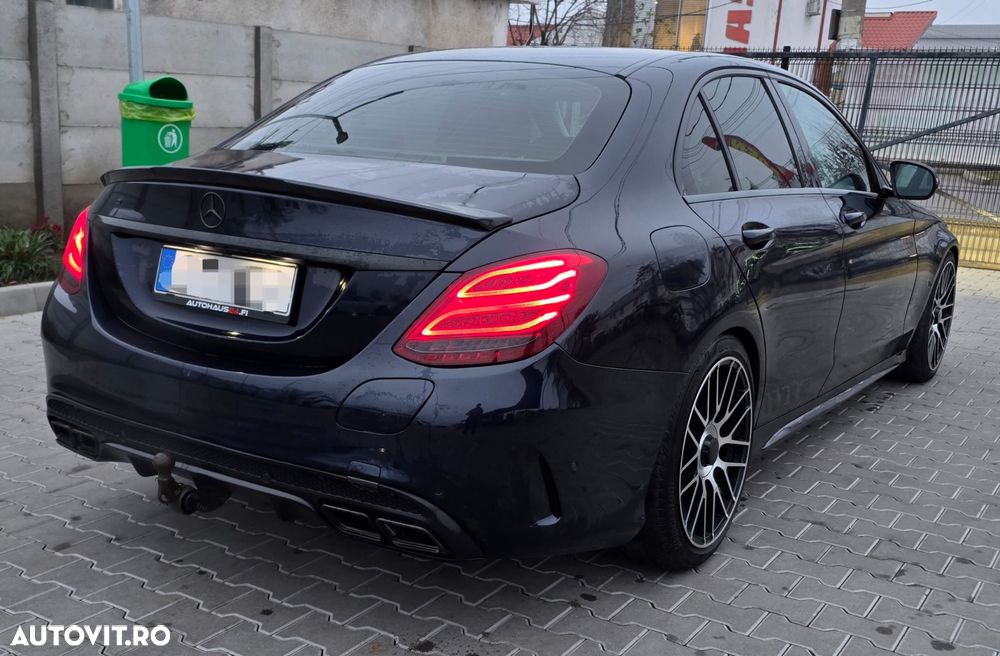 Mercedes-Benz C - 1
