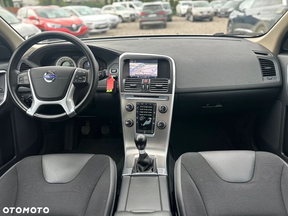 Volvo XC 60 - 6