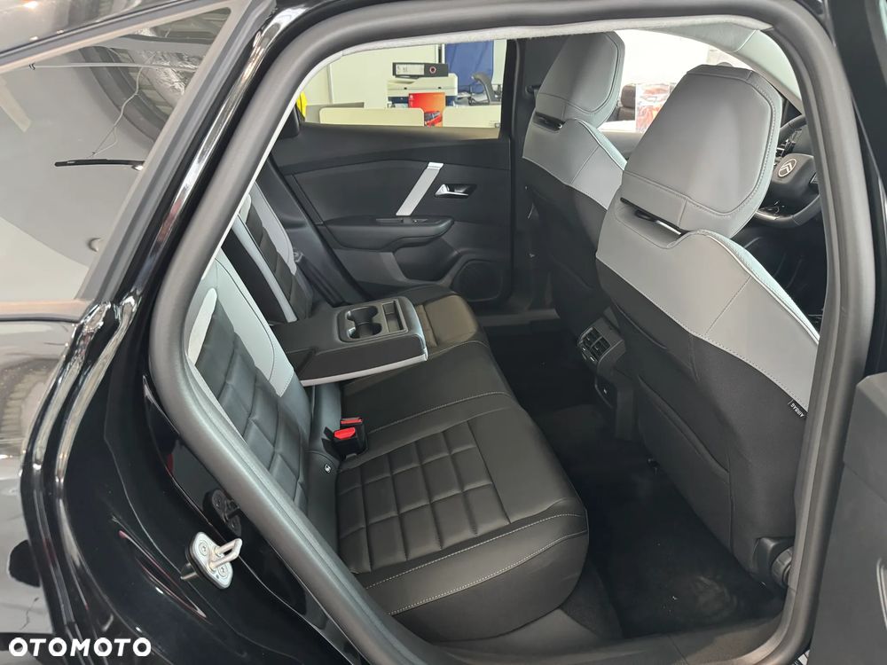 Citroën C4 1.2 mHEV Max eDCT6 - 6