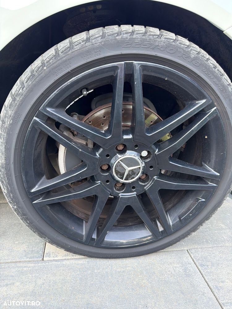 Mercedes-Benz C - 9