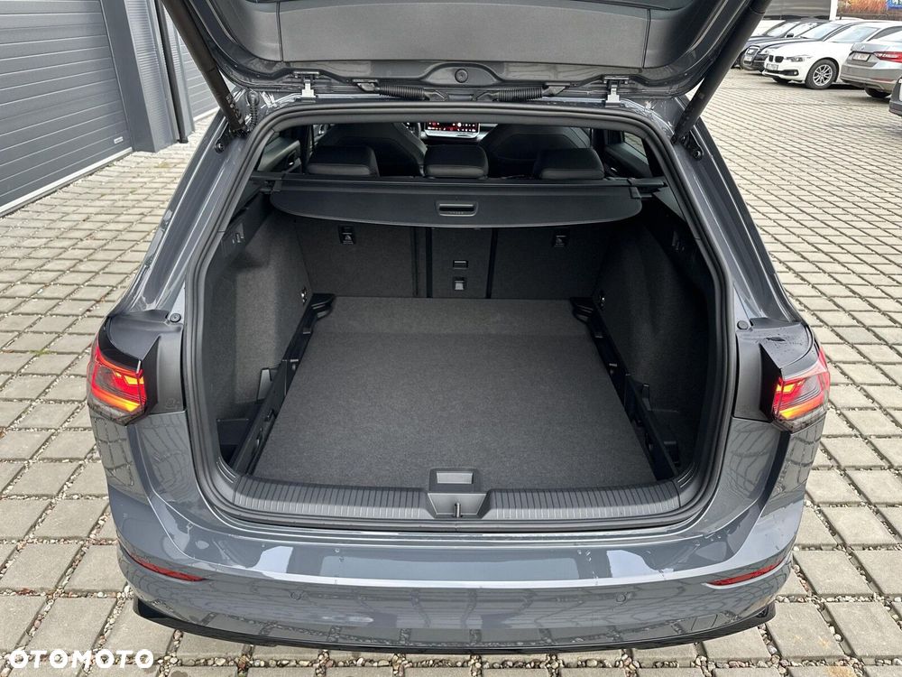 Volkswagen Golf Variant - 17