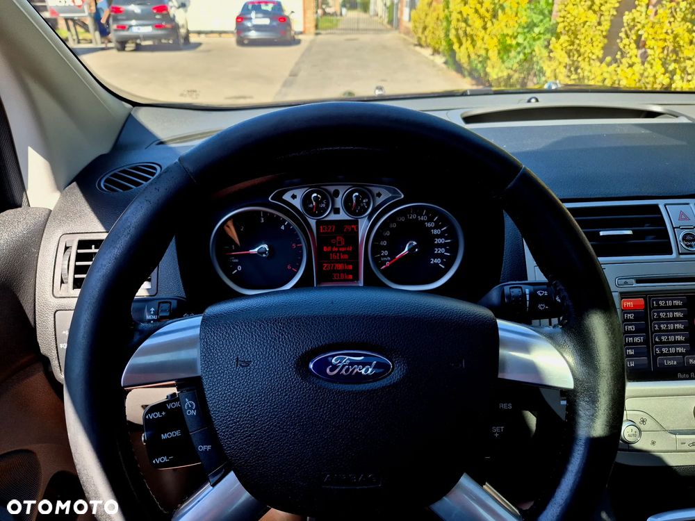 Ford Kuga 2.0 TDCi Titanium - 27