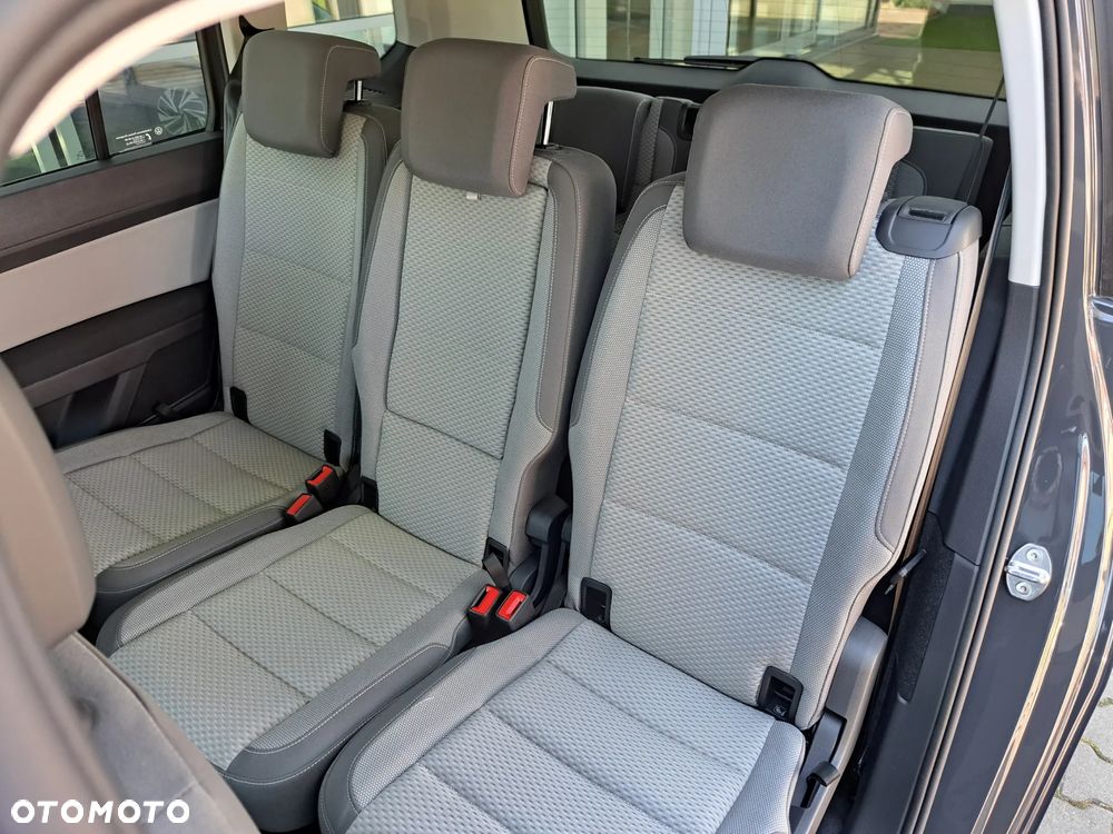 Volkswagen Touran 1.5 TSI EVO Special Edition DSG - 13