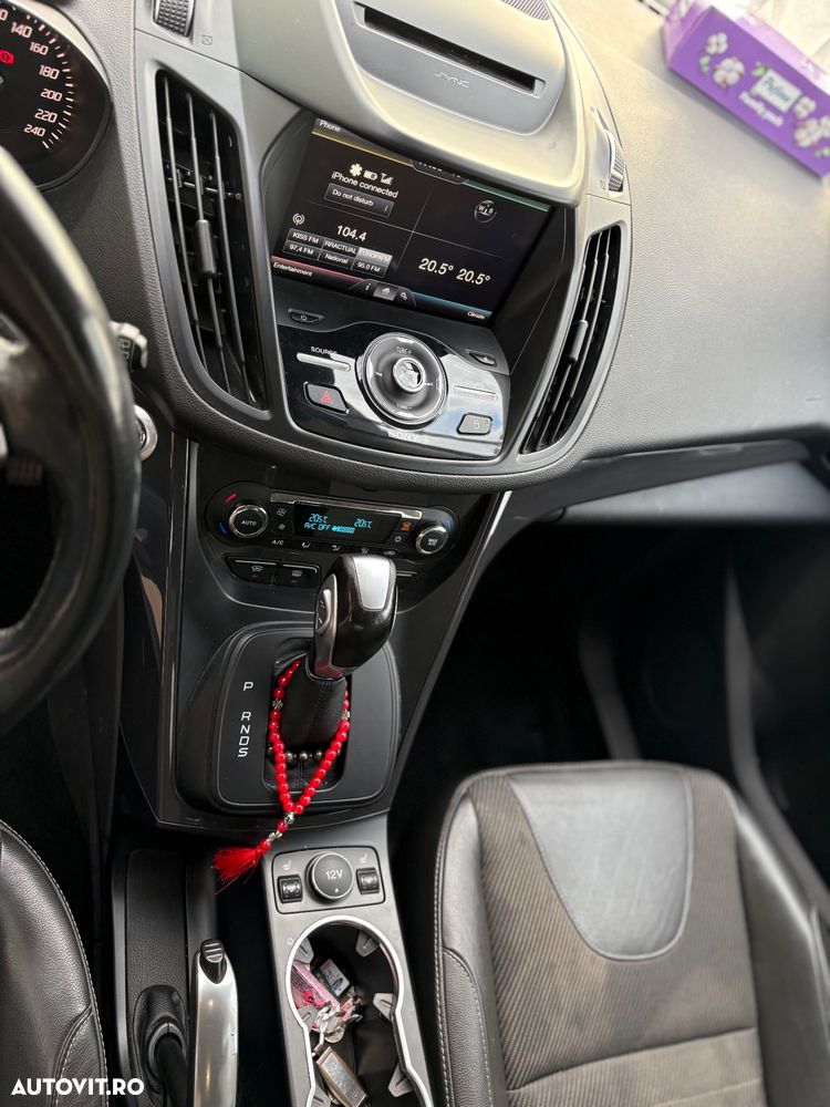 Ford Kuga - 9