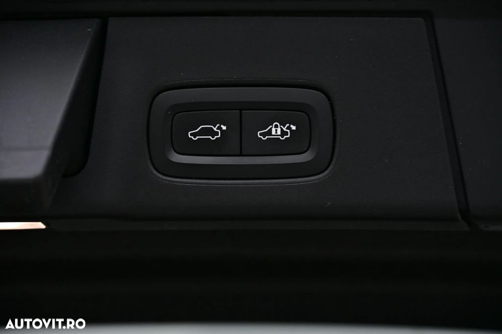 Volvo V90 D5 AWD Inscription - 33