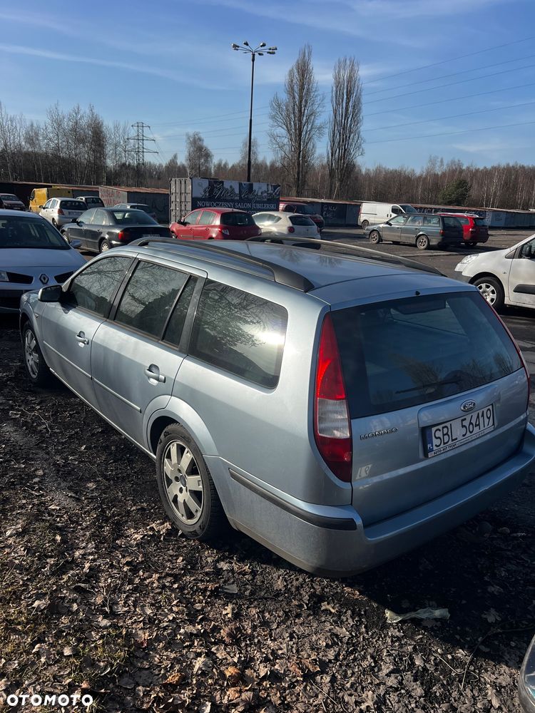 Ford Mondeo 2.0 Ghia - 5