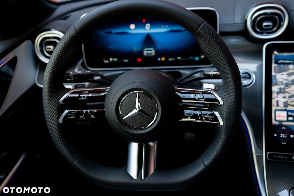 Mercedes-Benz Klasa C 200 mHEV 4-Matic AMG - 24