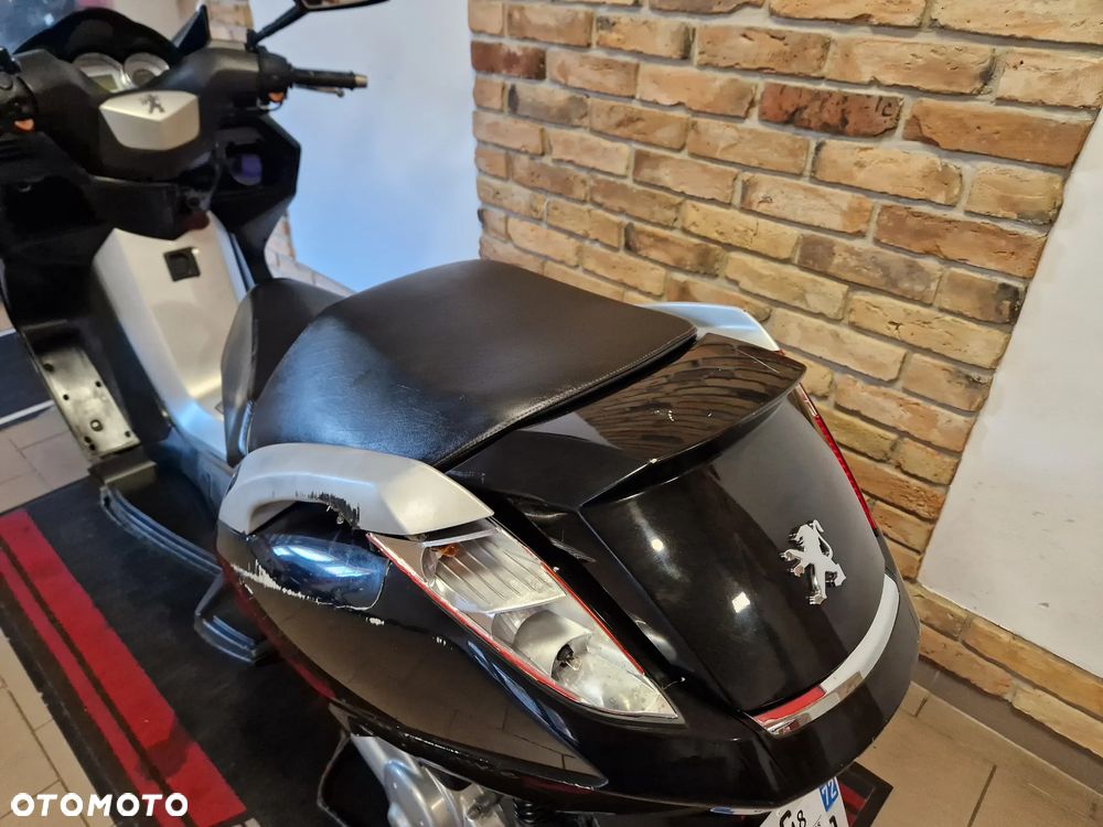 Peugeot Satelis - 12