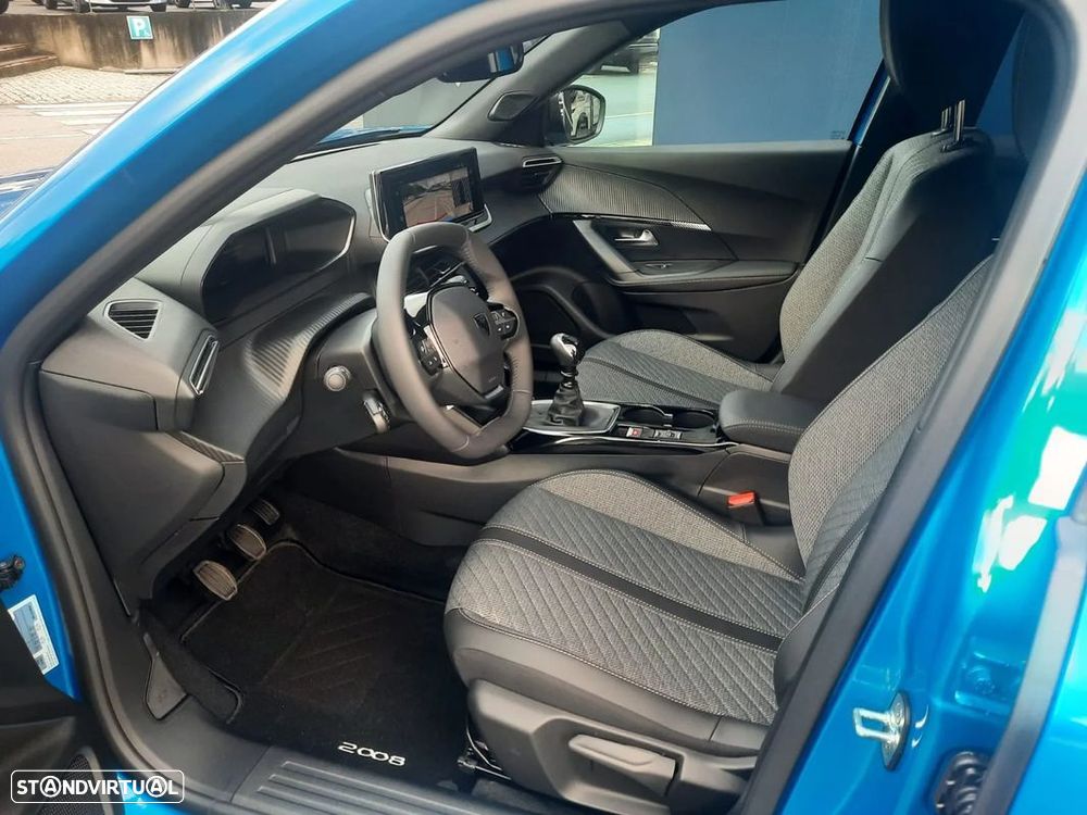 Peugeot 2008 1.2 PureTech Allure - 6
