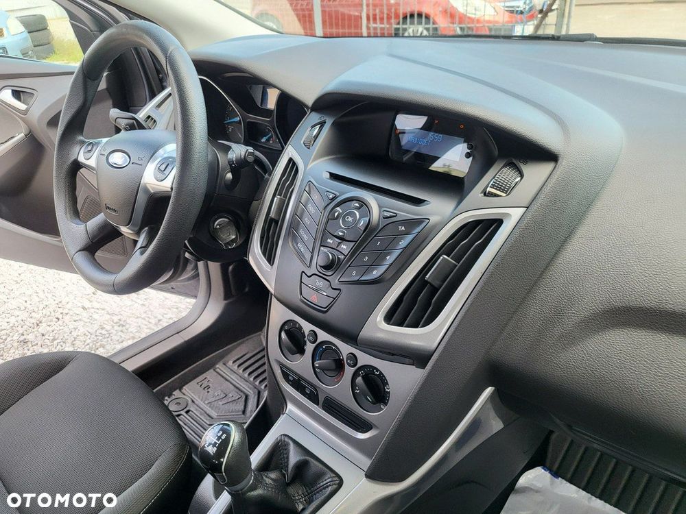 Ford Focus - 22