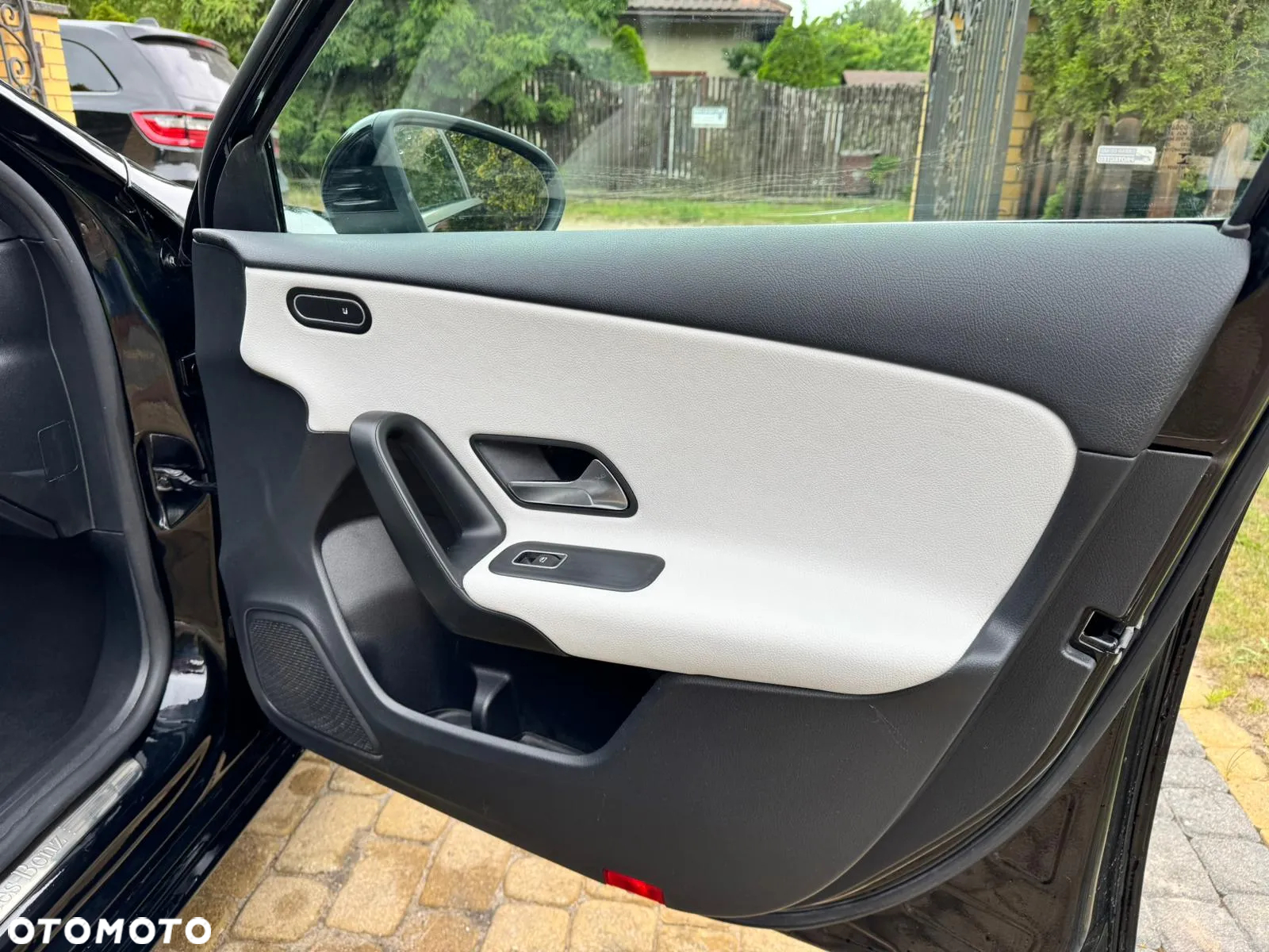 Mercedes-Benz Klasa A 250 4-Matic 7G-DCT - 22