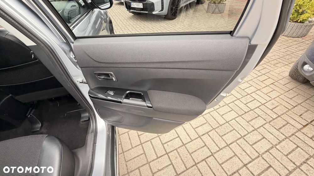 Mitsubishi ASX 1.8 DID Invite 4WD AS&G - 28