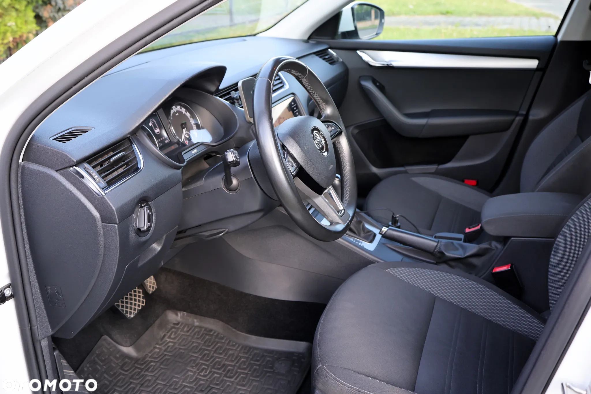Skoda Octavia 2.0 TDI Ambition DSG - 14
