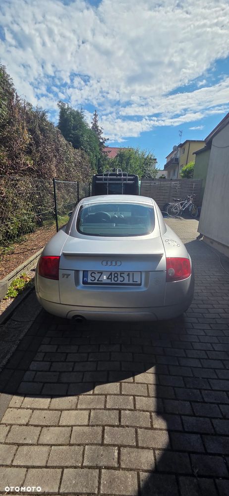 Audi TT Coupé 1.8T - 12