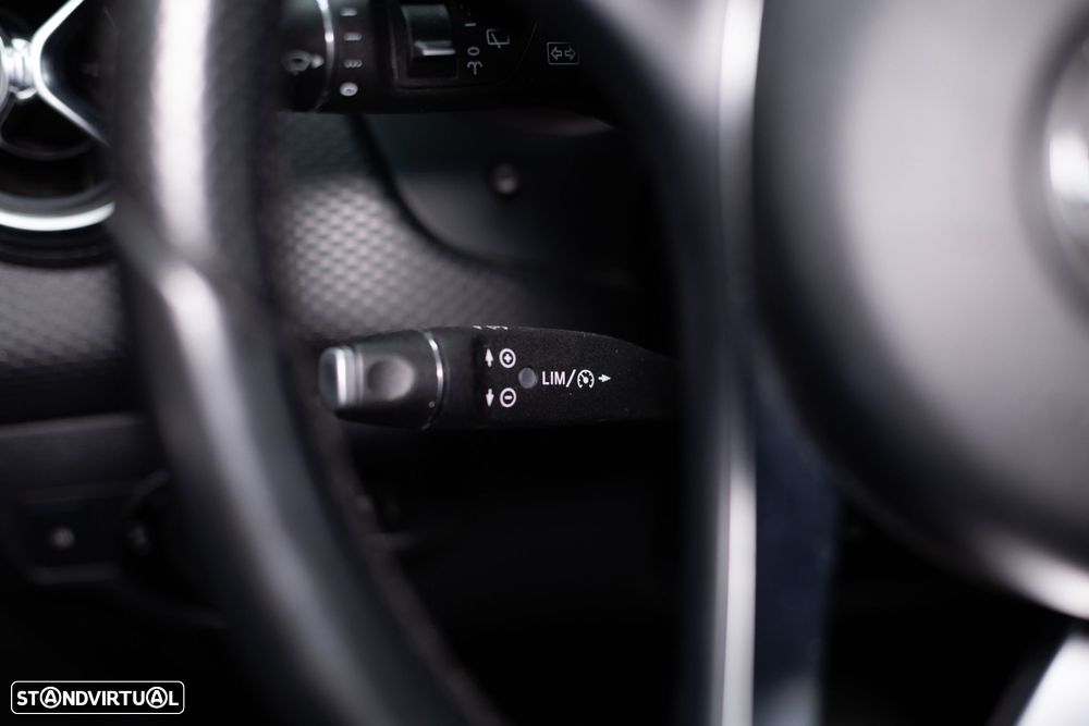 Mercedes-Benz A 180 d Progressive Aut. - 32