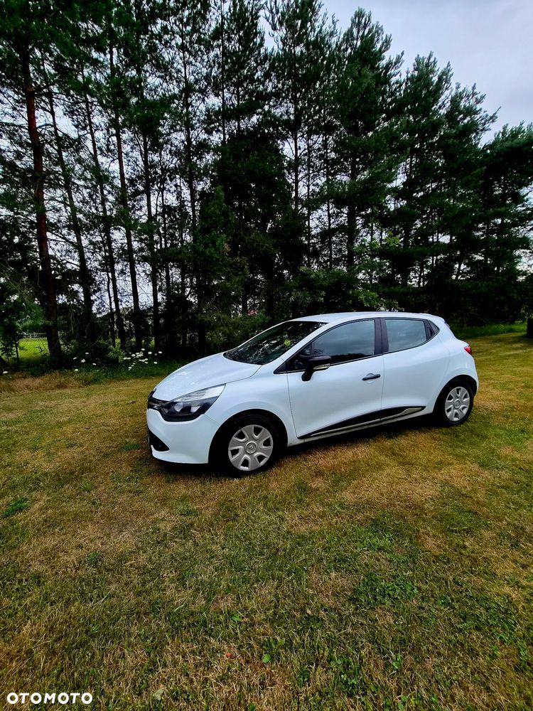 Renault Clio 1.5 dCi 75 Expression - 11