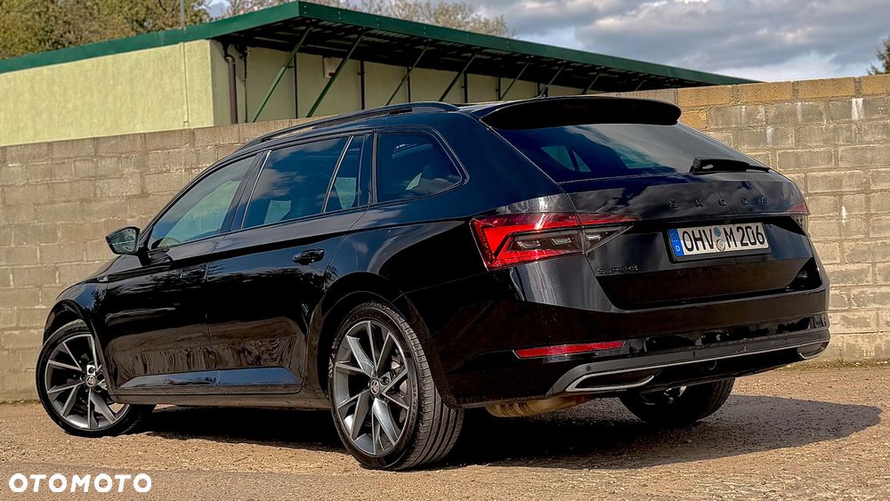 Skoda Superb 2.0 TDI DSG Sportline - 11