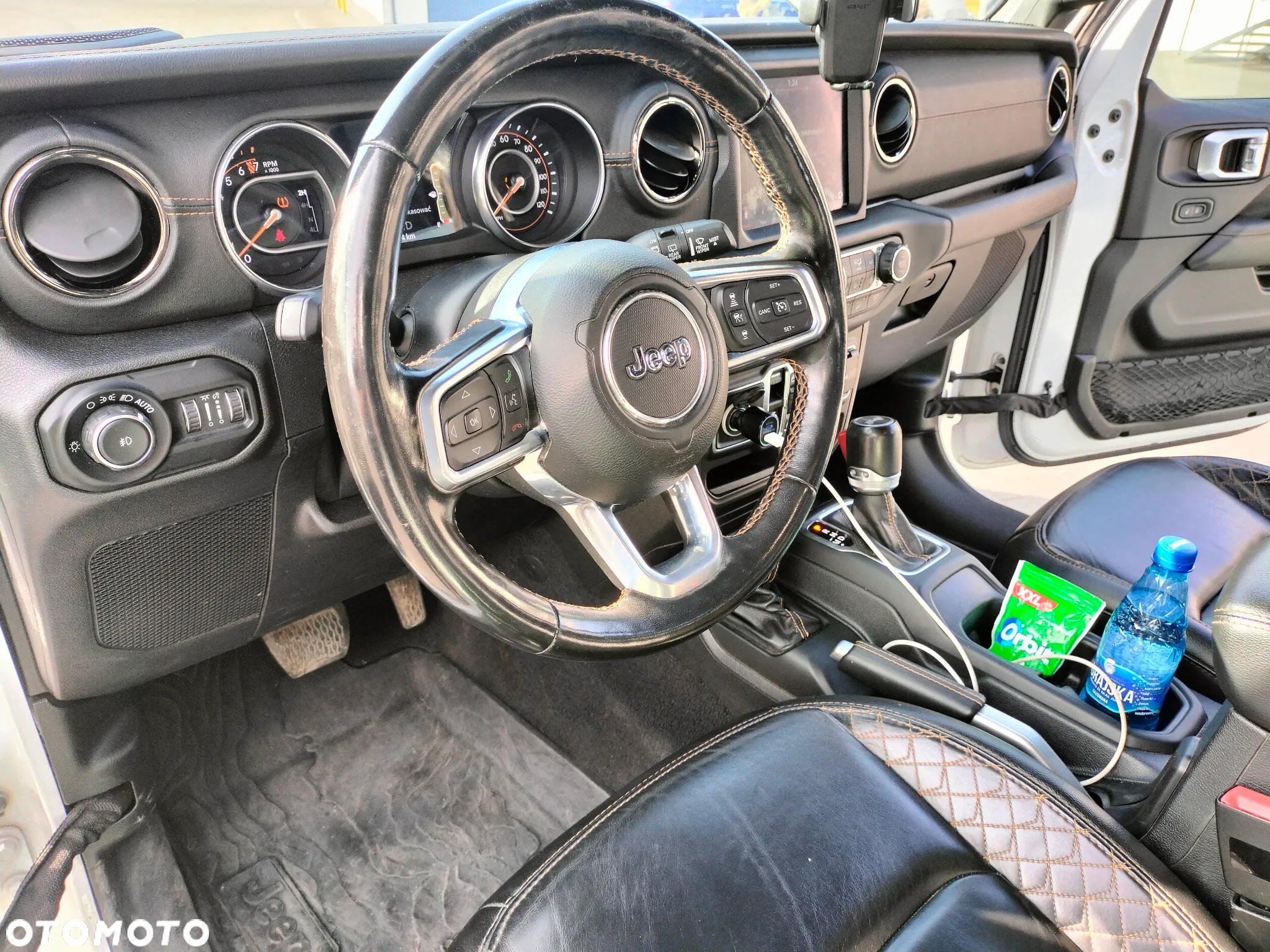 Jeep Wrangler - 26