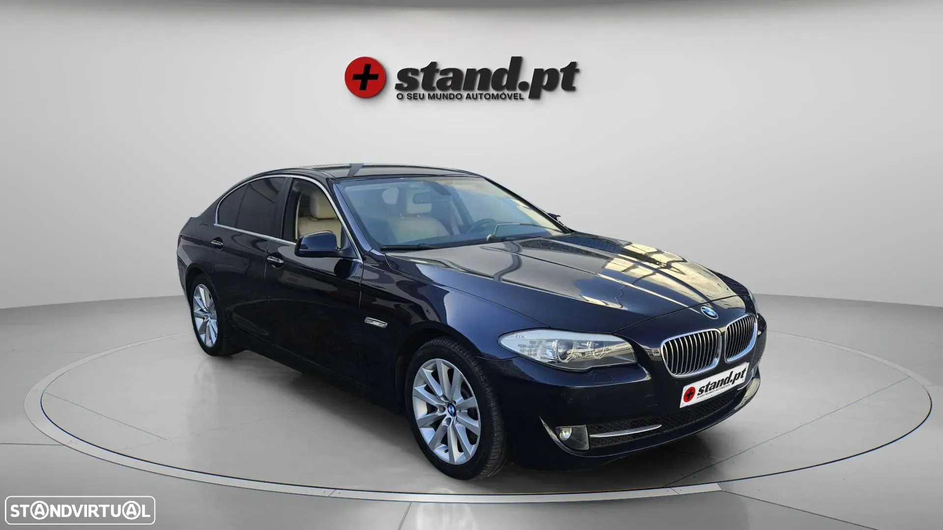 BMW 525 d Exclusive Auto 126g - 3