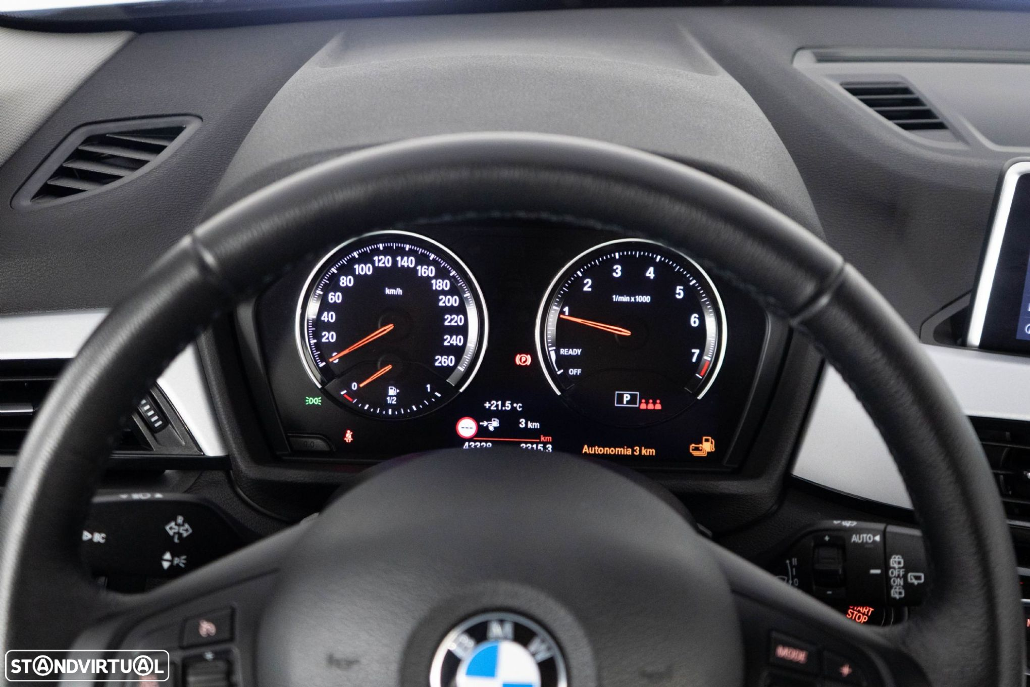 BMW X1 25 e xDrive Corporate Edition - 27