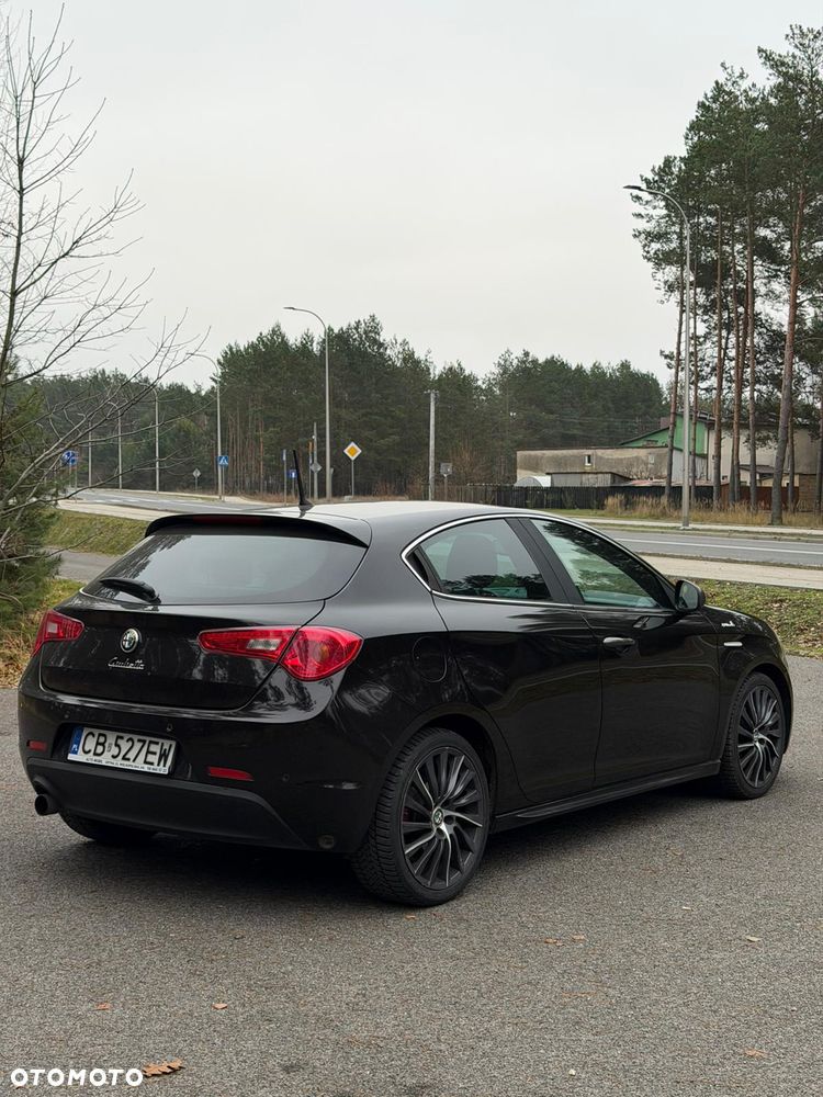 Alfa Romeo Giulietta 1.4 TB MultiAir Exclusive - 4