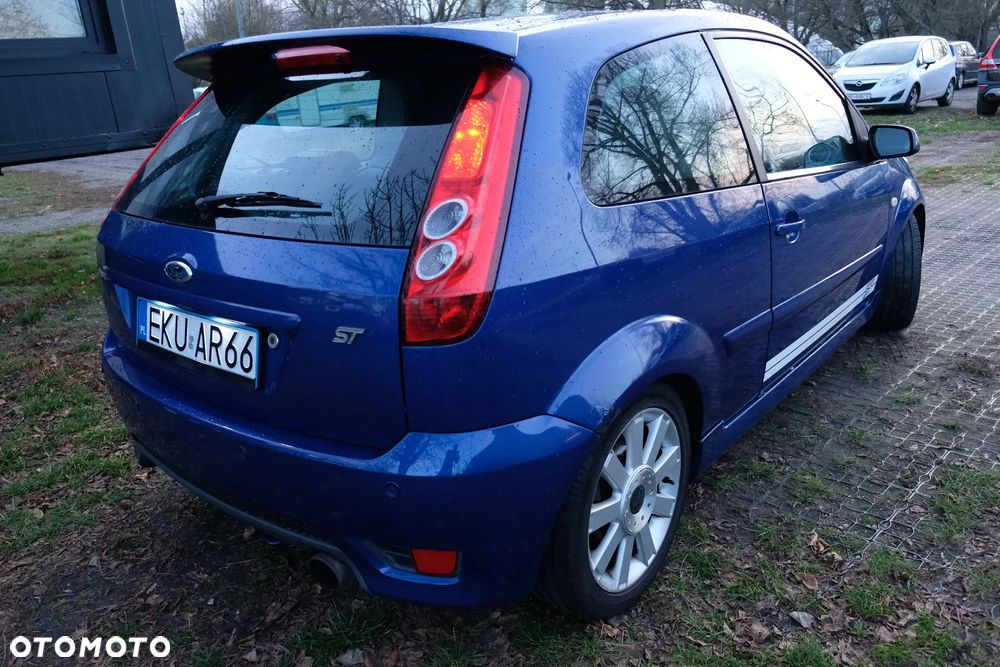 Ford Fiesta - 13
